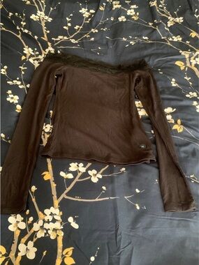 Women’s Off-Shoulder Lace Trim Long Sleeve Top - Black